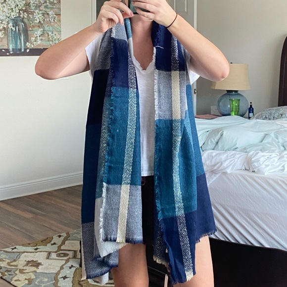 Simonetta blue plaid blanket scarf /NWT/ - Picture 3 of 7